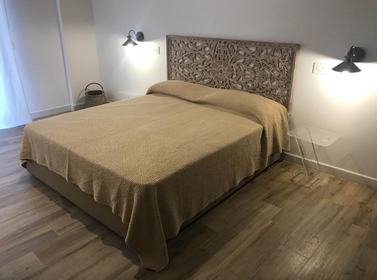 Bellhome 1 - Elegante Appartamento Nel Centro Di Bari Dış mekan fotoğraf